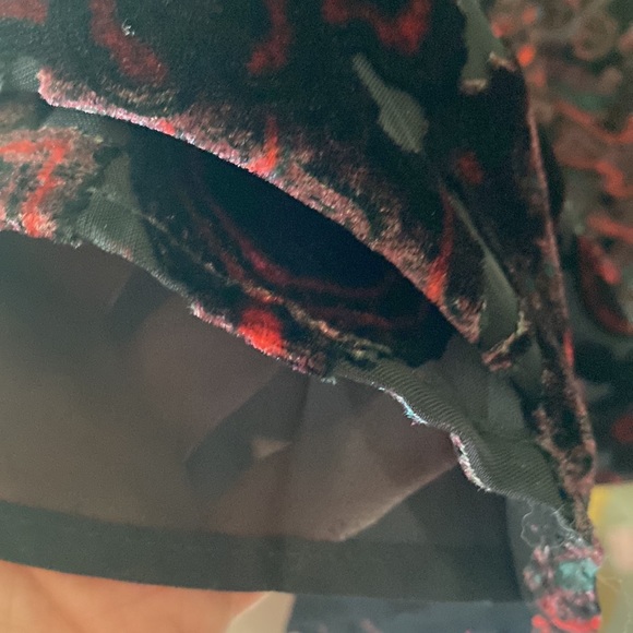 Torrid NWT HALTER TUNIC TANK - BURNOUT VELVET PAISLEY Torrid SZ 0=12 in women’s - Picture 6 of 12